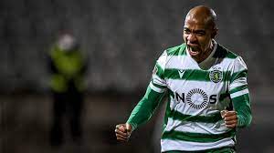 Rafa (benfica) right footed shot from the centre of the box to the bottom left corner. Sporting Cp Vs Benfica Lissabon Live Im Tv Und Livestream Sehen Die Ubertragung Heute Auf Dazn Dazn News Deutschland