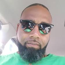 Crystal Bays's Instagram, Twitter & Facebook