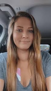 Amber Wendt's Instagram, Twitter & Facebook