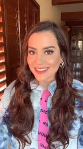 Errores comunes al vestir 👩🏻‍🏫💜✨ #lecciondemoda #moda #estilo #style  #fashion #consultoradeimagen #tipsdemoda #tiktokfashion #styling #estilismo