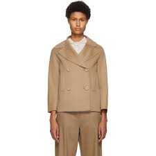 The max mara coat is characterized by its loose, feminine silhouette, delicate kimono sleeves and flattering double breasted fastening. S Max Mara Beige Wool Connie Jacket 202447f06301503