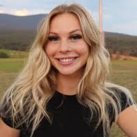 Hannah Emerson's Instagram, Twitter & Facebook