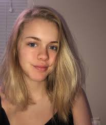 Jocelyn Borden's Instagram, Twitter & Facebook