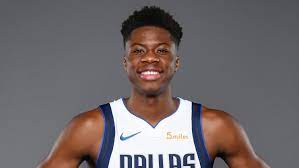 The oldest brother, francis antetokounmpo, is 31 years old. Lakers Awarded Kostas Antetokounmpo Younger Brother Of Reigning Mvp Off Waivers Los Angeles Times