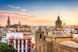 Sevilla spanien spanien andalusien spanien bilder islamische architektur interessante orte italien urlaub reisebilder urlaubsorte weltreise. Sevilla Andalusiens Hauptstadt Verzaubert Urlaubsguru