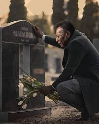 2 179 Likes 12 Comments Italian Zamalkawy Italianzamalkawy On Instagram صورة مؤلمة جدا وداع بيليه أسطورة البرازيل لما Diego Maradona Pele Nostalgia