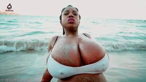 Maserati Play time at Beach - XNXX.COM