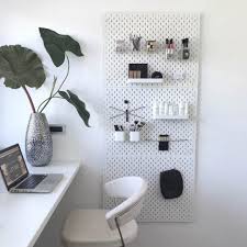 Cliomakeup Ikea Beauty Addicted Skadis Portaoggetti Craftroomremodel Ikea Girls Room Ikea Home Office Design