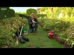 Lawns And Tropical Great British Garden Revival Greatlawn British Garden Hardscape Garden