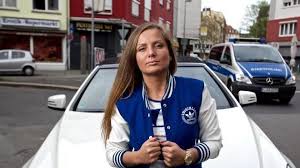 Maybe you would like to learn more about one of these? Die Storys Mussen Einfach Raus Schwesta Ewa Im Portrait Alicia Lindhoff Torial