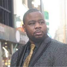 Renee Baccari's Instagram, Twitter & Facebook