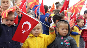 Bu kılavuzun sonuna ulaşmadan önce pasaportunuzu arayacağınıza bahse girerim. Kuzey Makedonya Daki Nufus Sayimina Davet Sonuclar Kuzey Makedonya Nin Kurucu Unsuru Turklerin Tapusudur Tamga Turk