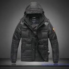 Retrouvez notre collection de vestes.blousons bleus emporio armani pour homme disponible sur vestiaire collective ainsi qu'un grand choix d'articles mode à prix d'occasion. 7 Doudoune Armani Homme Ideas Winter Jackets Jackets Mens Jackets