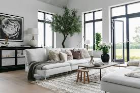 Un Salon Cathedrale Une Piscine Et Des Plantes Dans Une Maison Neuve Planete Deco A Homes World Interieur Maison Deco Maison Interieur Maisons Neuves