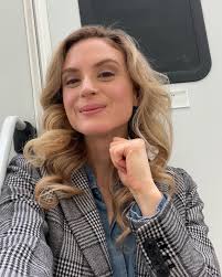 Get your fists up (what?) and watch THE COMPANY YOU KEEP tonight