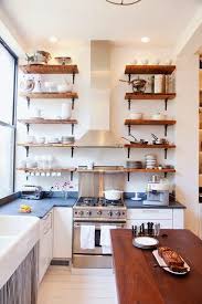 Usted tiene una cocina pequeña y no sabe cómo hacer para que se vea más grande. Fotos Ideas Para Decorar Casas