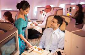 Interesting Fact Why Are Most Flight Staff Female - Amar Ujala Hindi News  Live - ज्ञान की बात:आखिर फ्लाइट स्टाफ में ज्यादातर महिलाएं ही क्यों होती  हैं? बड़ी रोचक है इसके पीछे