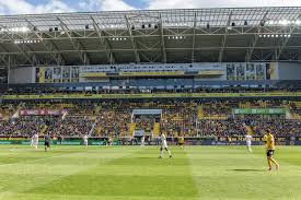 It was founded on 12 april 1953, as a club affiliated with the east german police, and became one of the most popular and successful clubs in east german football, winning eight league titles. Xxl Ehrenspielfuhrer Galerie Im Ddv Stadion Enthullt Rudolf Harbig Stadion