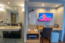 Hat yai sushi is 60 m away (a walk of about 1 min.) n health hat yai is the nearest health facility, which is 710 m away (you can walk there in 9 mins.) . Home The Three Hatyai Hotel