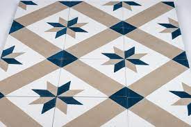 Découvrez une vaste gamme de carreaux de ciments design. Carreau De Ciment Motif Geometrique Arborescence Sud Ouest