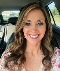 Amy Wilmer's Instagram, Twitter & Facebook