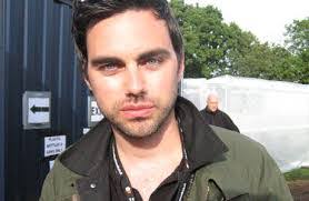 Richard Archer's Instagram, Twitter & Facebook