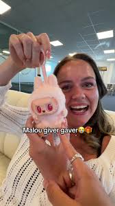 Malou Sneaker Store Drama