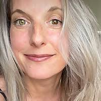 40 Best Coparenting Podcasts You Must Follow in 2025