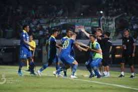 Have not lost a league tie with persija jakarta in their previous 2 matches. Menang 2 0 Persib Taklukkan Persija Di Bali Idn Times Jabar