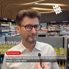 🚀 Nova casa, nova energia! A #RevistaCooperativa marcou presença na  inauguração da nova unidade da @coopercooperativa no bairro #Vorstadt  (#Blumenau). 🛒✨ Mais do que abrir portas, essa notícia representa  expansão, emprego e