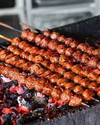 Siapa sih yang gak tahu bakso bakar di trowulan, pak man, dan pahlawan trip? 9 Bakso Bakar Paling Maknyus Di Malang Pasti Ngunyah Terus