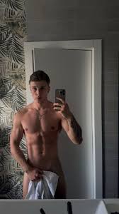 kobee @i_lovemen__ - Twitter Profile | Sotwe