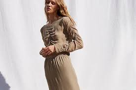 Whether you're shopping for party dresses for women or looking for party dresses juniors will love, the most important fashion tip we can offer is to choose the best dress for your unique style. Appropriate Dinner Party Outfits That Are Actually Fun To Wear Garmentory