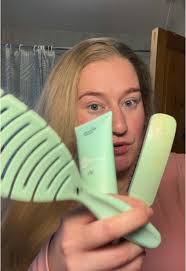 Tara 🫶🏼 (@tara.mccabee)