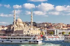 Nuestro circuito a turquía de 5 días pone el foco en el encanto otomano de estambul, las aguas que lo bañan, y la ciudad antigua mejor conservada de asia menor: Turquia Premium Solis Turismo