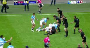 Déjà organisée en france, la coupe du monde de rugby reviendra dans l'hexagone en 2023 après son premier passage en asie en 2019 au japon. Coupe Du Monde De Rugby 2015 Les All Blacks Battent De Justesse Les Pumas Mais Tf1 Ecrase La Concurrence Toutelatele