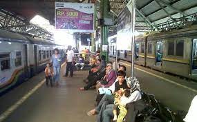 Maybe you would like to learn more about one of these? Alamat Stasiun Kereta Api Gambir Jakarta