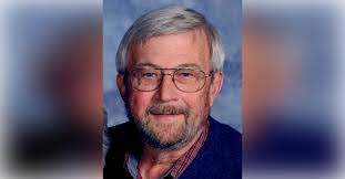 Edward Whitmore's Instagram, Twitter & Facebook