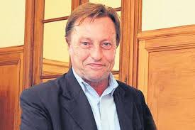El intendente de paraná, sergio varisco (cambiemos), será sometido a un juicio oral en el marco de una además, la justicia dictó un embargo de 1 millón de pesos sobre los bienes de varisco en. Condenaron A 6 Anos Y Medio De Prision Al Ex Intendente De Parana Sergio Varisco Por Narcotrafico Lv16 Com