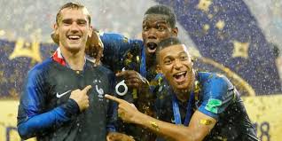 Lucien laurent (france) contre le mexique en 1930. Kylian Mbappe Raconte Sa Coupe Du Monde Apres La Victoire C Etait Le Bazar Complet