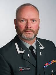 Visiting Fellows — The Changing Character of War Centre