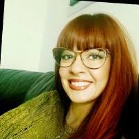 80+ profiluri „Paula”