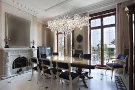 Quoi De Mieux Qu Un Luminaire Bijou Pour Donner Le Ton A La Salle A Manger Trento Cree Pa Linear Chandelier Dining Room Lighting Modern Suspension Lighting