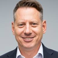 Dan Waugh's Instagram, Twitter & Facebook