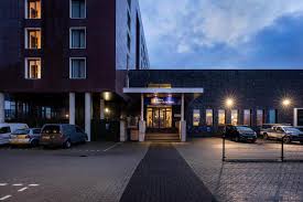 Providing access to a motorway set nearby, this contemporary venue offers child care, cots and a gaming room for guests with kids. Hilton Garden Inn Leiden Oegstgeest Updated 2021 Prices