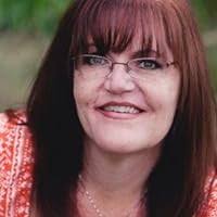 He Loves Lucy by Susan Donovan