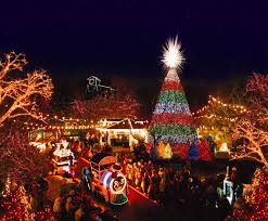 Explorebranson Com Official Site Silver Dollar City Old Time Christmas Christmas Town
