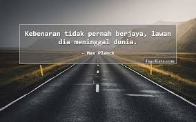 Terkadang untuk mengekspresikan perasaan, tak perlu ungkapan rumit yang justru membuat pesannya tidak tersampaikan. 13 Kata Kata Berjaya Jagokata