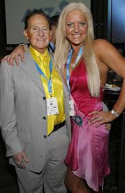 We will continue to update details on brynne edelsten's family. Brassy Reality Star Brynne Edelsten Reveals She Has Been Suffering From Hair Loss While Promoting A Home Hair Treatment Daily Telegraph