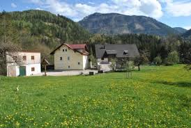 Hier finden sie die schönsten häuser, hotels, ferienwohnungen und frühstückspensionen in lunz und rund um den lunzer see. Top 12 Lunz Am See Ferienwohnungen Apartments Hotels 9flats
